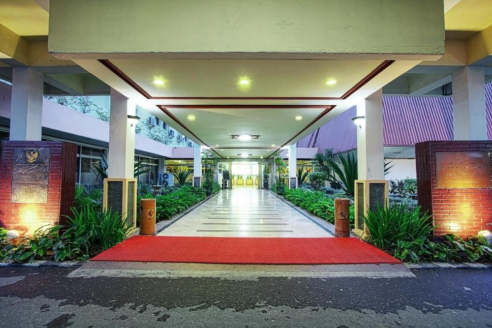 Sahid Kawanua Otel Manado Dış mekan fotoğraf